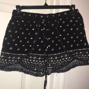 Hollister black printed tie shorts
